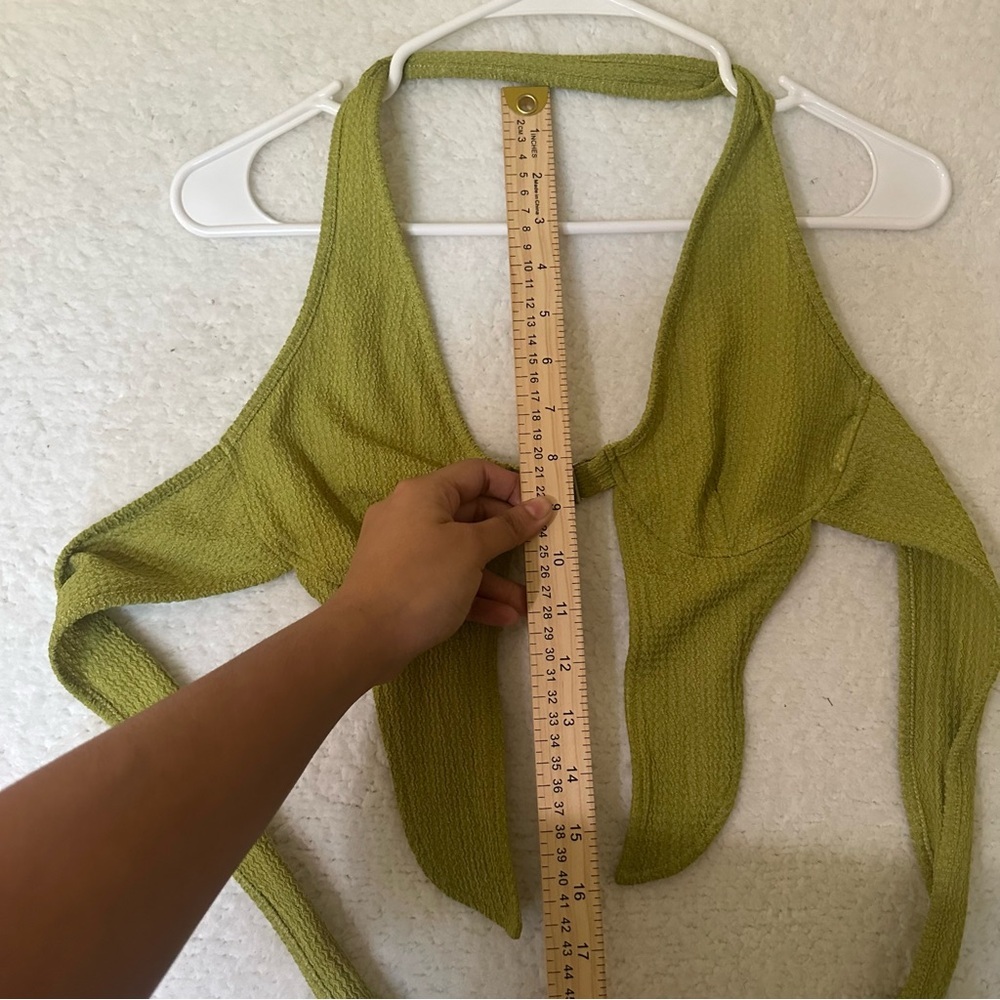 SHEIN Green Halter Tie Front Top Y2K Style - Picture 3 of 4